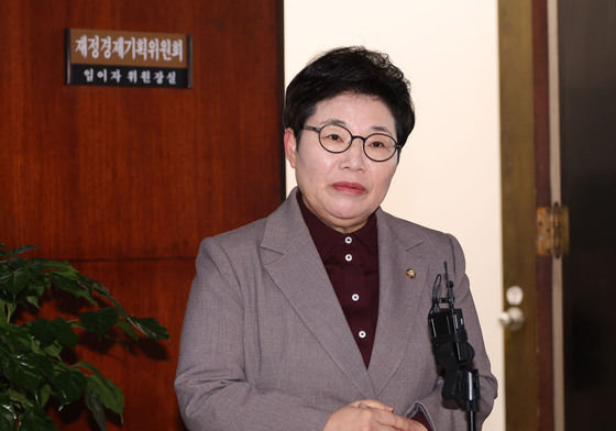 국힘, 트럼프 관세 '유턴'에 "정부 상황 전혀 파악 못해…외교참사"