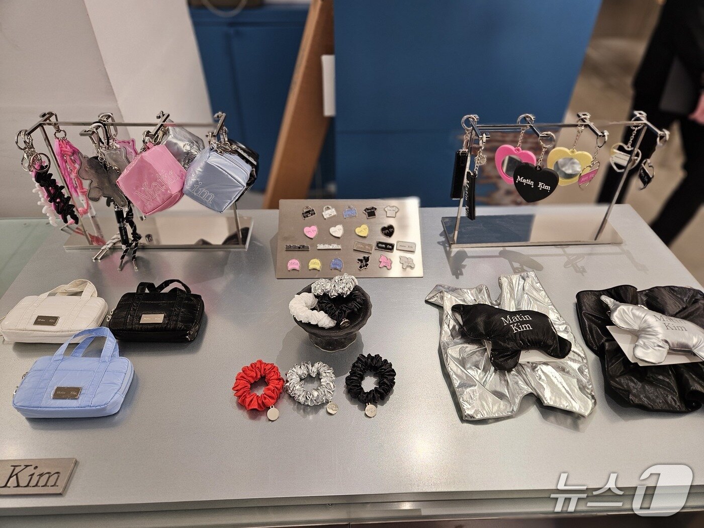 본문 이미지 - 마뗑킴 성수 플래그십 스토어 내부 모습.ⓒ 뉴스1/김진희 기자.