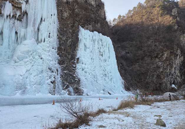 원주 빙벽장서 50대 이용객 7m 아래 추락…병원 이송