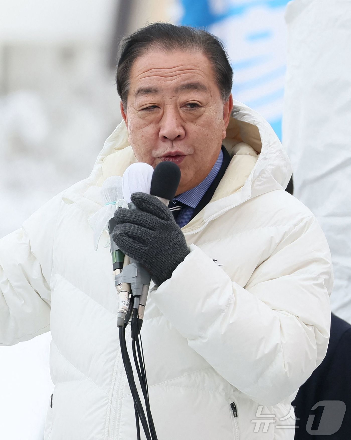 본문 이미지 - 27일 노다 요시히코 중도개혁연합 공동대표가 아오모리현 히로사키에서 중의원 선거 유세를 하고 있다. 2026.01.27 ⓒ AFP=뉴스1 ⓒ News1 김지완 기자