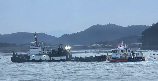 해남 앞바다서 46톤급 예선 침수…3명 전원 구조