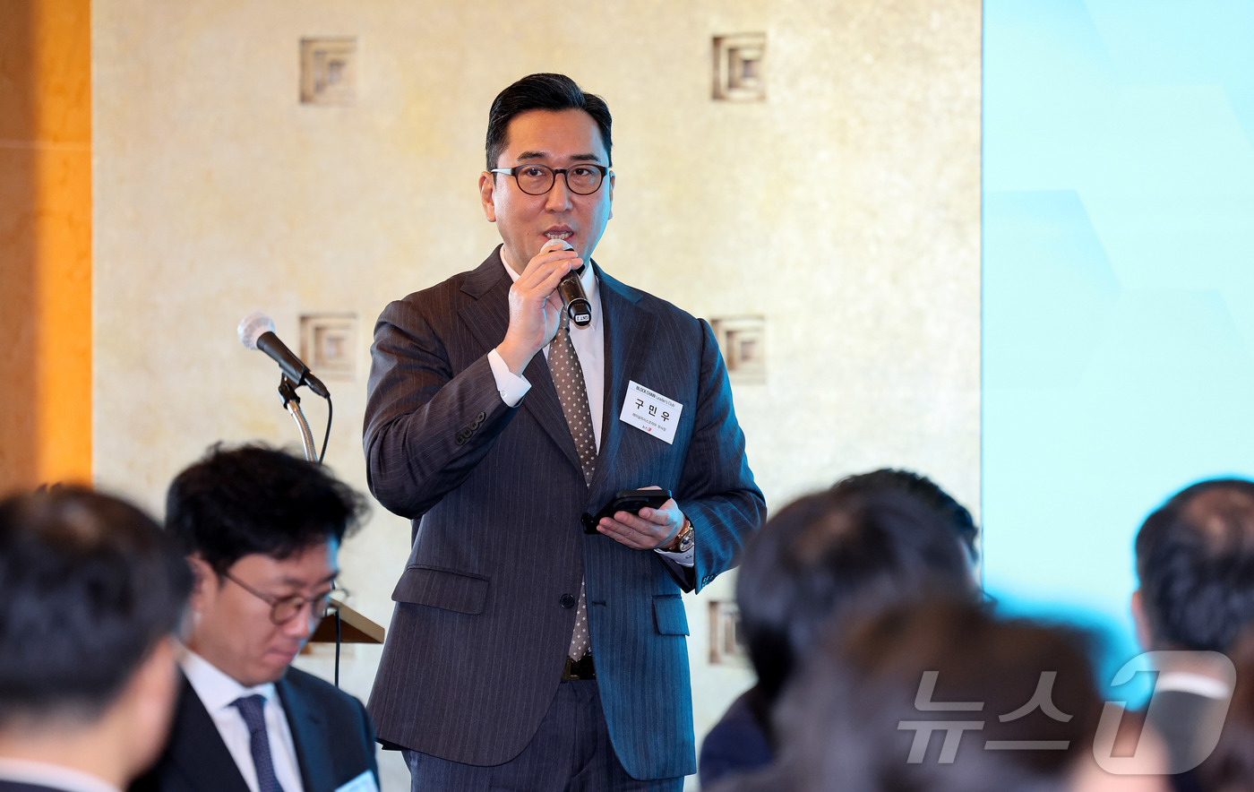 (서울=뉴스1) 박지혜 기자 = 구민우 채이널리시스코리아 부사장이 28일 오전 서울 중구 롯데호텔에서 열린 제9회 뉴스1 블록체인 리더스클럽에서 1분 스피치를 하고 있다. 2026 …
