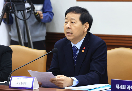 구윤철 "녹색전환, 경제 대도약 원동력 되도록 전폭 지원할 것"