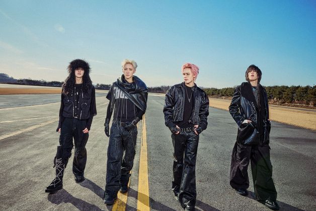 '신예 밴드' 에이엠피, 신보 초동 8만 장 돌파…초동 커리어 하이