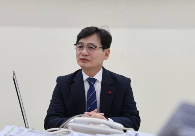 광주교육감 시민후보공천위 단일화 룰 확정…여론조사·공천단 각 50%