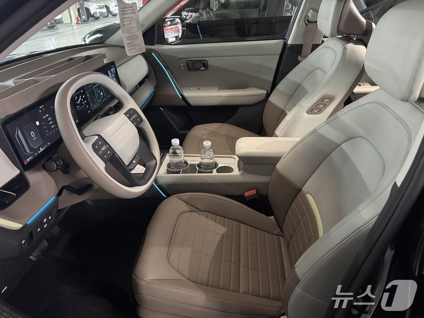 본문 이미지 - 기아 디 올 뉴 셀토스 1열 내부 모습 2026.1.28/뉴스1 ⓒ News1 박종홍 기자