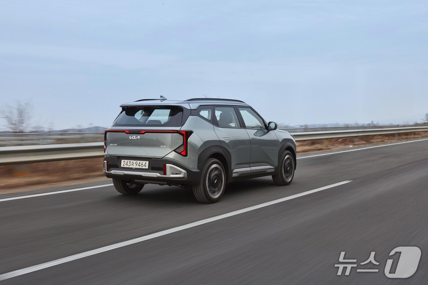 본문 이미지 - 기아 디 올 뉴 셀토스 뒷모습(기아 제공)