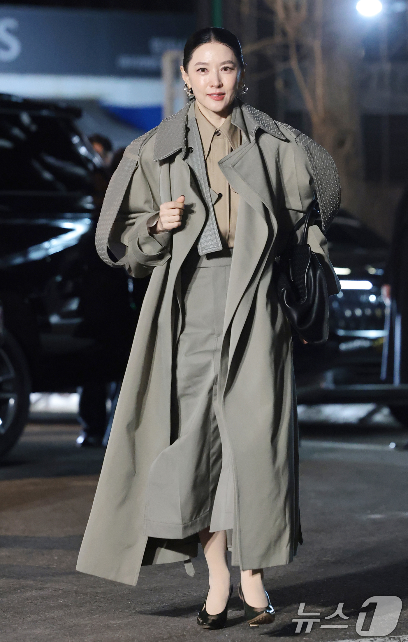 (서울=뉴스1) 권현진 기자 = 배우 이영애가 28일 서울 성동구 에스팩토리에서 열린 '보테가 베네타 2026 여름 프라이빗 뷰 포토콜‘에 참석하고 있다. 2026.1.28/뉴스1 …