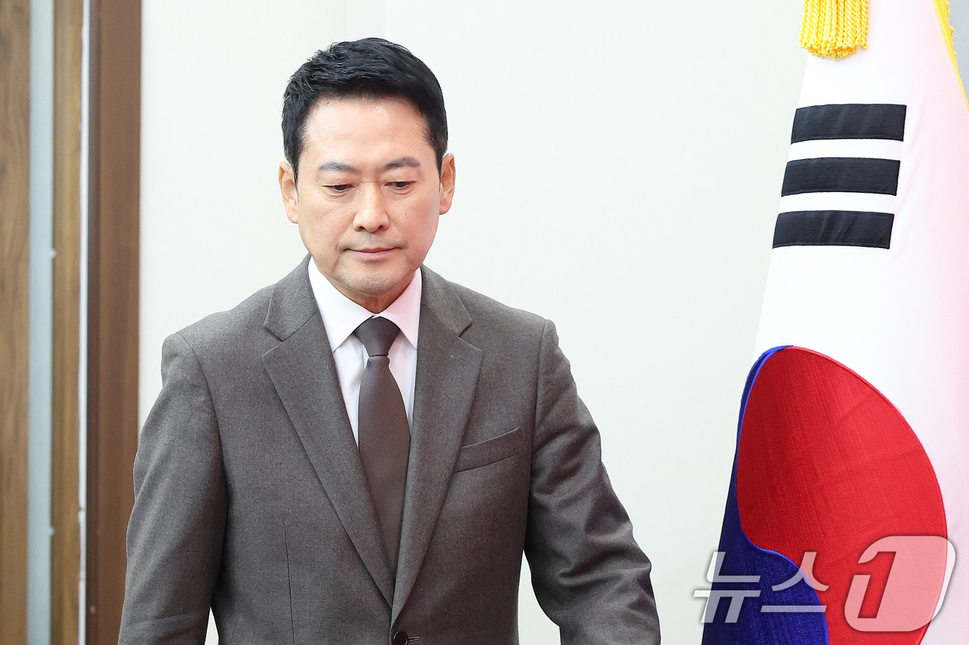 (서울=뉴스1) 신웅수 기자 = 장동혁 국민의힘 대표가 29일 서울 여의도 국회에서 열린 최고위원회의에 참석하고 있다. 2026.1.29/뉴스1