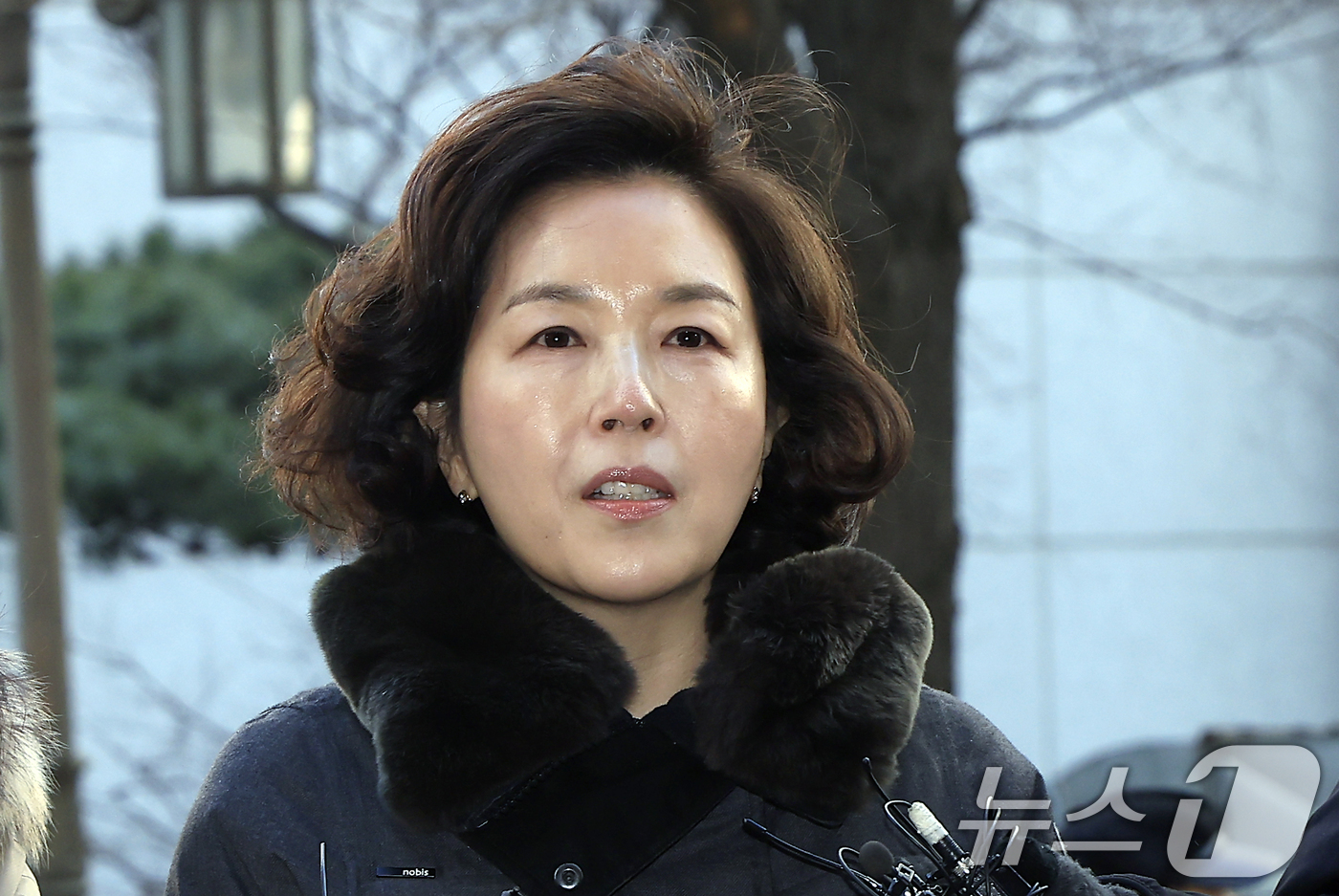 (서울=뉴스1) 박정호 기자 = 김경 전 서울시의원이 29일 오전 서울시 마포구 서울경찰청 공공범죄수사대로 추가 소환 조사에 출석, "심려 끼쳐 죄송"하다며 사과의 말을 하고 있다 …