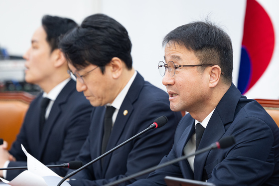 [속보] 한병도 "지선 때 '5·18정신 전문 수록' 원포인트 개헌하자"