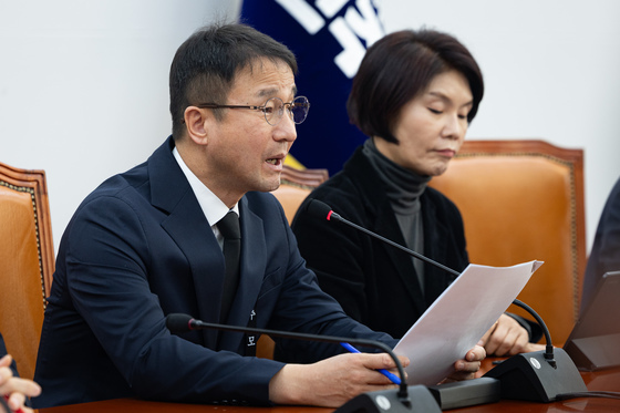 모두 발언하는 한병도 민주당 원내대표