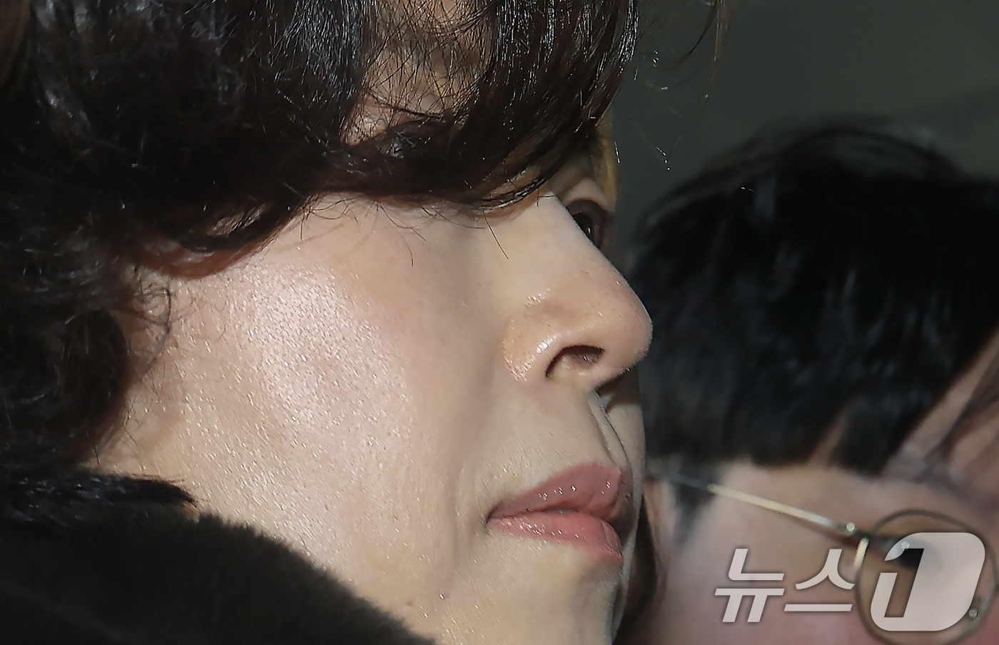 (서울=뉴스1) 박정호 기자 = 김경 전 서울시의원이 29일 오전 서울시 마포구 서울경찰청 공공범죄수사대로 추가 소환 조사에 출석하고 있다.  2026.1.29/뉴스1