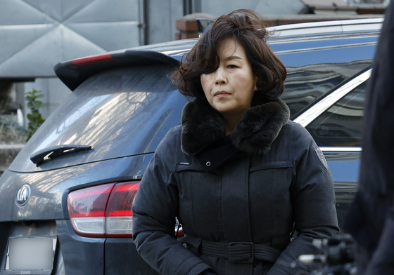 김경 전 의원, 경찰 추가 소환 조사 출석