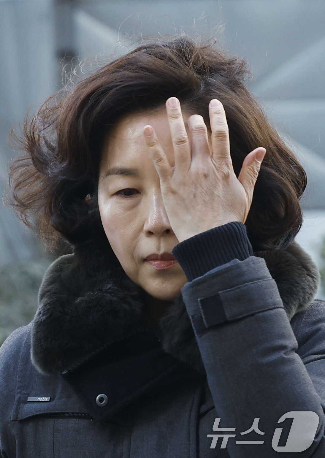 (서울=뉴스1) 박정호 기자 = 김경 전 서울시의원이 29일 오전 서울시 마포구 서울경찰청 공공범죄수사대로 추가 소환 조사에 출석하고 있다.  2026.1.29/뉴스1