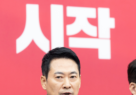 국회 복귀한 장동혁 대표