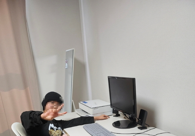 데스커 송파·연남점, 한국소아암재단에 모션데스크 등 기부