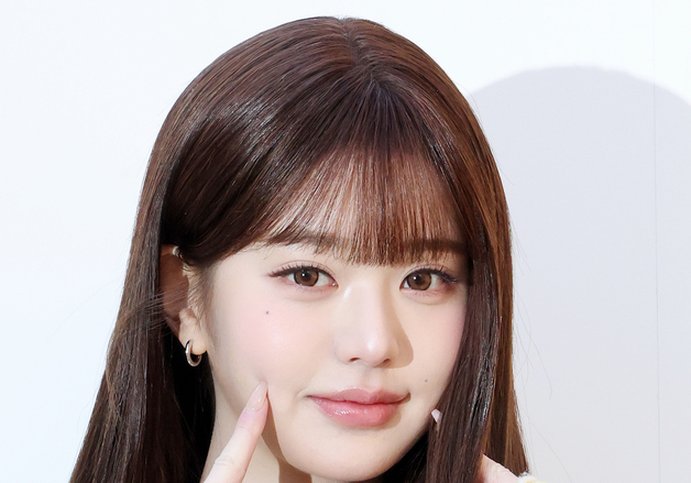 아이브 장원영, 심쿵 눈맞춤