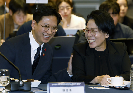 배경훈-최민희, 화기애애