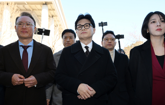 기자회견장 향하는 한동훈