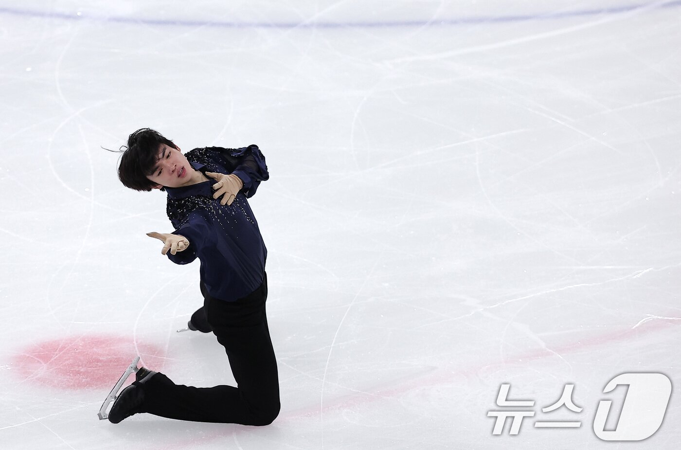 본문 이미지 - 피겨스케이팅 선수 차준환이 3일 서울 양천구 목동 아이스링크에서 열린 제80회 전국남녀 피겨스케이팅 종합선수권대회에서 쇼트 프로그램 연기를 펼치고 있다. 2026.1.3/뉴스1 ⓒ News1 김성진 기자