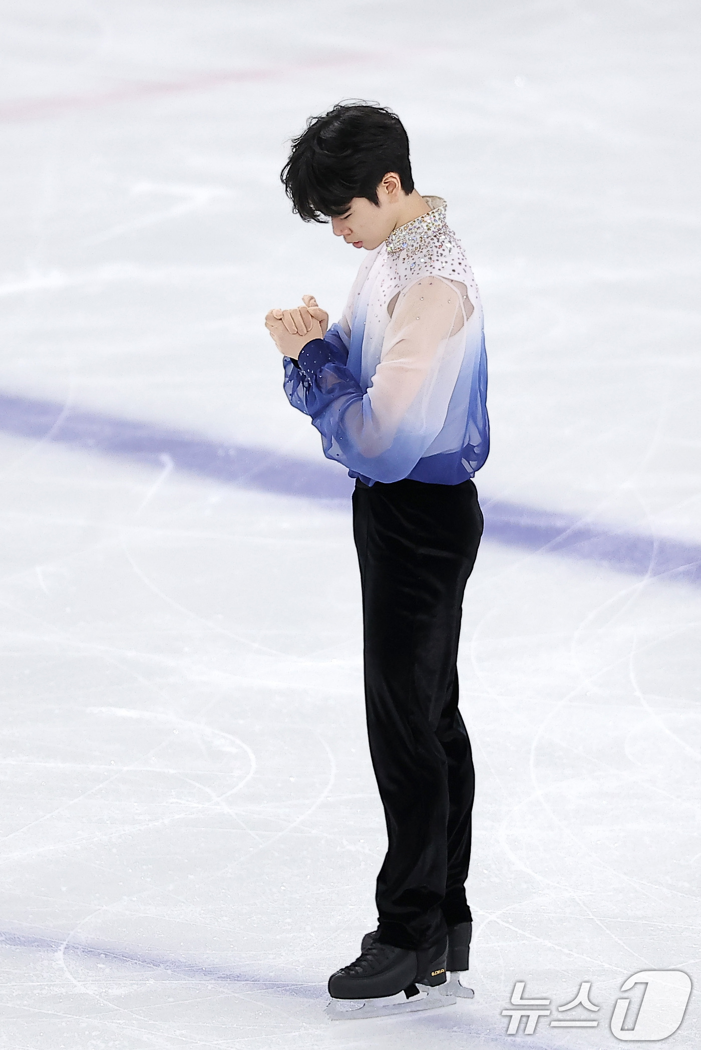 (서울=뉴스1) 김성진 기자 = 피겨스케이팅 선수 서민규가 3일 서울 양천구 목동 아이스링크에서 열린 제80회 전국남녀 피겨스케이팅 종합선수권대회에서 쇼트 프로그램 연기를 펼치고 …