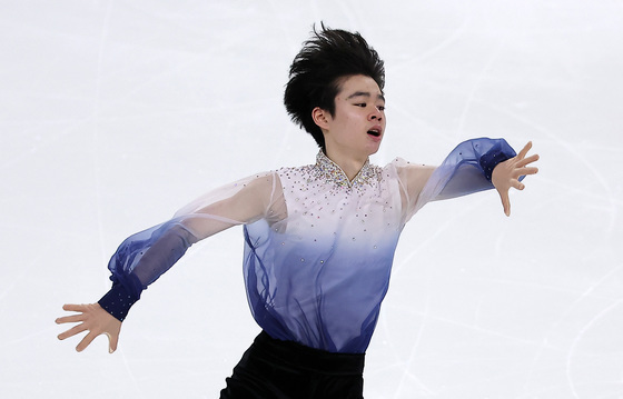 피겨 서민규, 주니어세계선수권 쇼트 2위…3년 연속 입상 도전