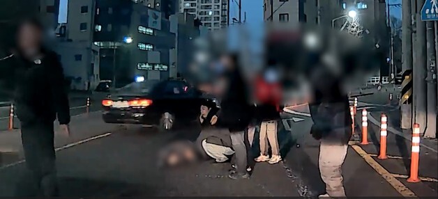 신임 경찰관 비번 날 교통사고 피해자 신속 구조…2차 사고 막아