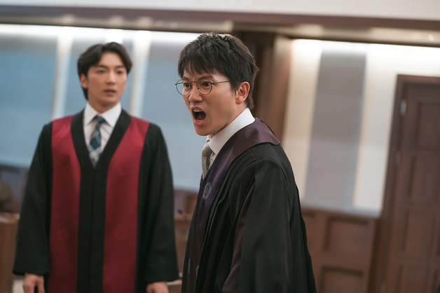 '판사 이한영' 지성, 법정에서 사자후 내질렀다…분노 폭발 [N컷]