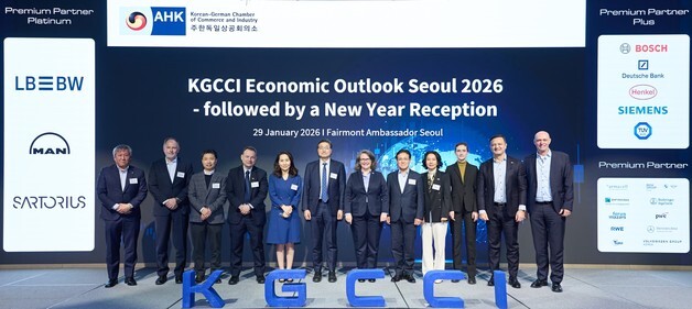 "한국 경제, AI-非AI 산업 격차 심화…'K자형' 양극화 우려"