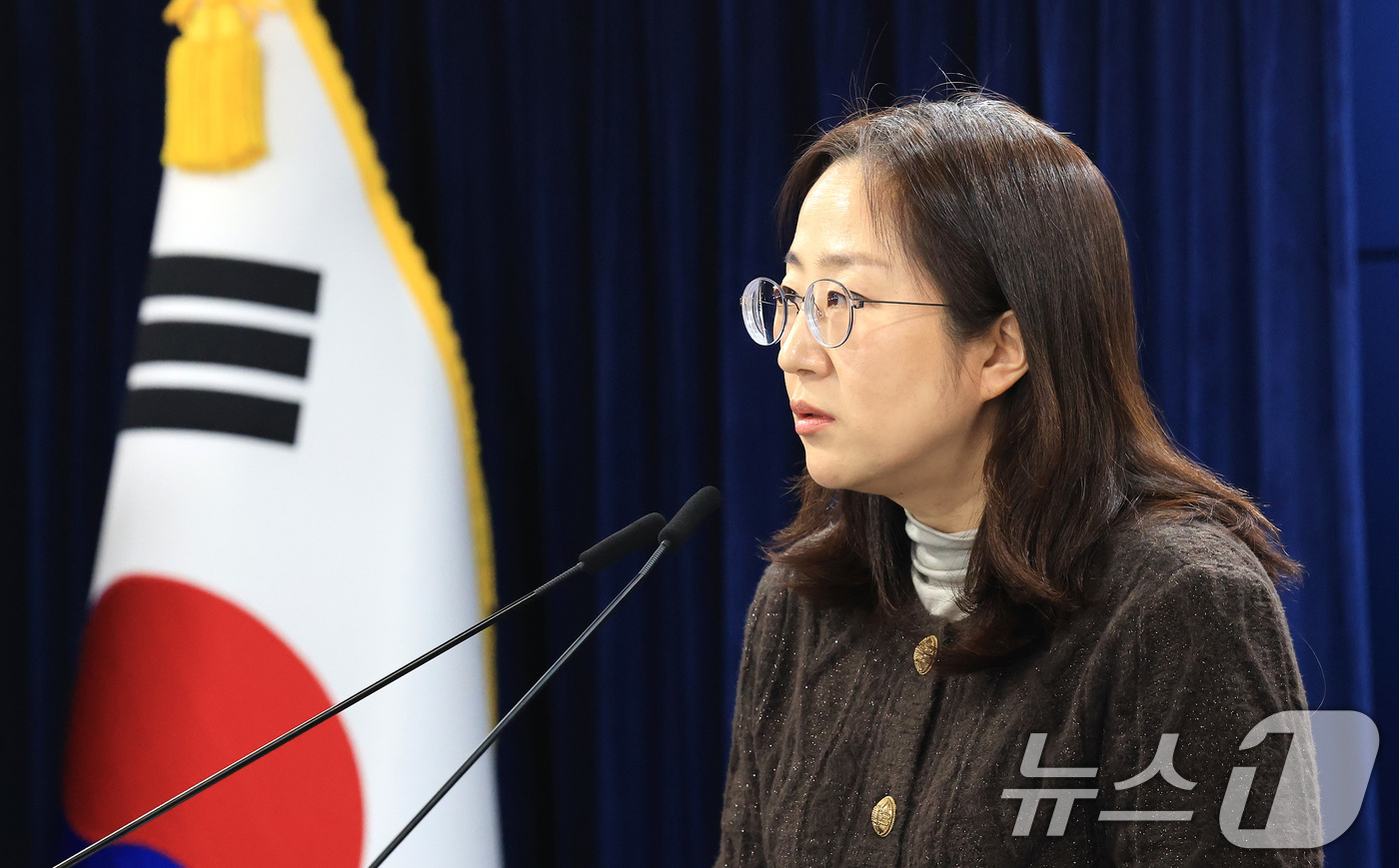 (서울=뉴스1) 임세영 기자 = 장윤정 통일부 부대변인이 30일 서울 종로구 정부서울청사에서 정례 브리핑을 하고 있다. 2026.1.30/뉴스1