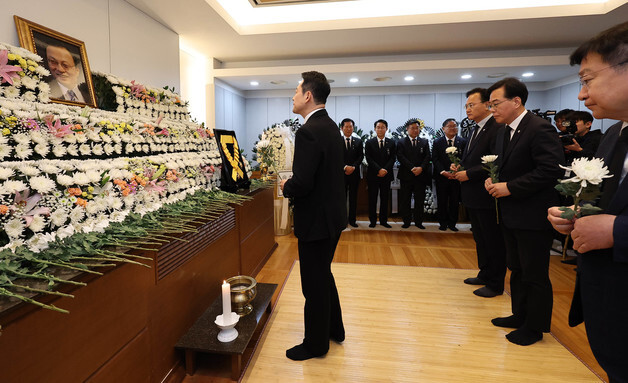 이해찬 전 총리 장례 나흘 차…장동혁 등 국힘 지도부 조문