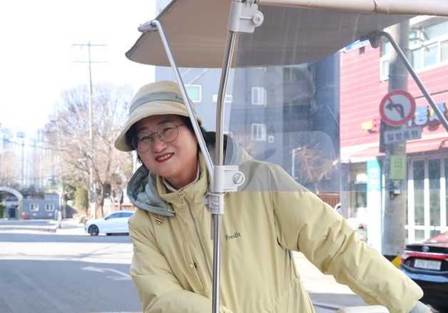 [유통人터뷰]'지역 지킴이' 역할 톡톡…고독사 발견 hy 매니저