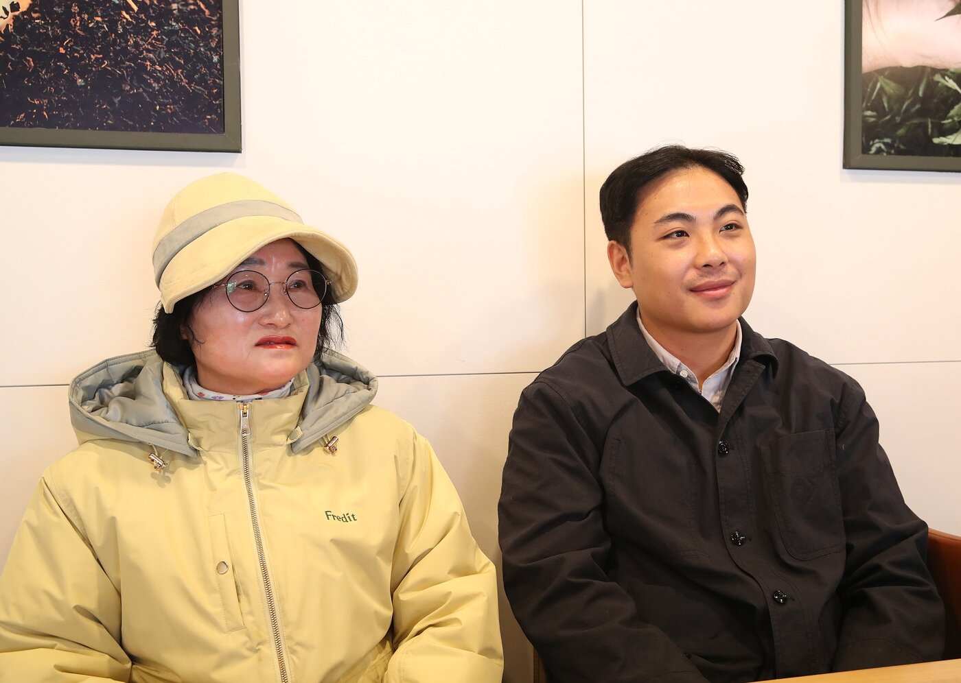 본문 이미지 - 왼쪽부터 탁정숙 hy 프레시 매니저, 신재성 hy 고객중심팀 대리(hy 제공)