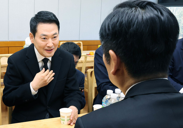 이해찬 빈소에서 만난 장동혁·정청래 "좋은 정치 했으면" 뜻 모아
