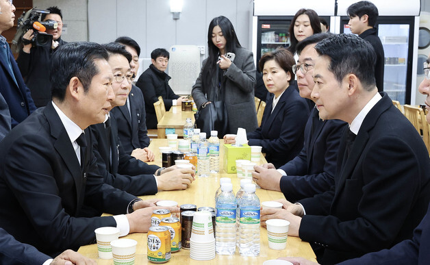 장동혁, '尹정권 정교유착' 與 주장에 "그러니 통일교 특검 하자"