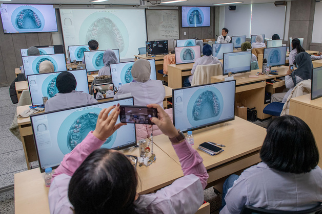 대구보건대, 인도네시아 대학생 초청 'K-치기공' 전수