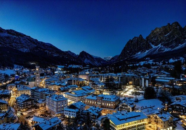 '밀라노는 아는데' 낯설다! 코르티나담페초…알프스산맥 숨은 관광지