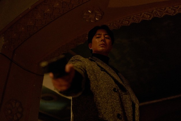 조인성, 류승완 다음은 나홍진·이창동…2026년 대작의 얼굴 [N초점]