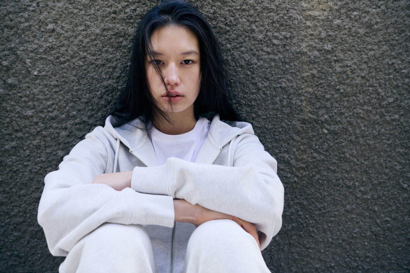 본문 이미지 - 나우 2026 SS 시즌 '에센셜 라인' 스웻 후드집업(블랙야크그룹 제공)