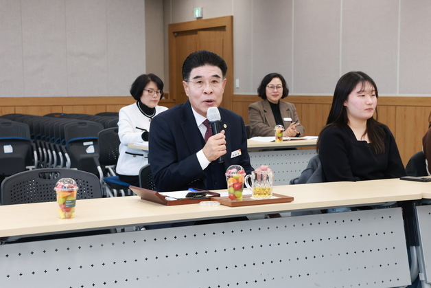 계룡시, 겨울방학 대학생 행정인턴 과제발표회 개최