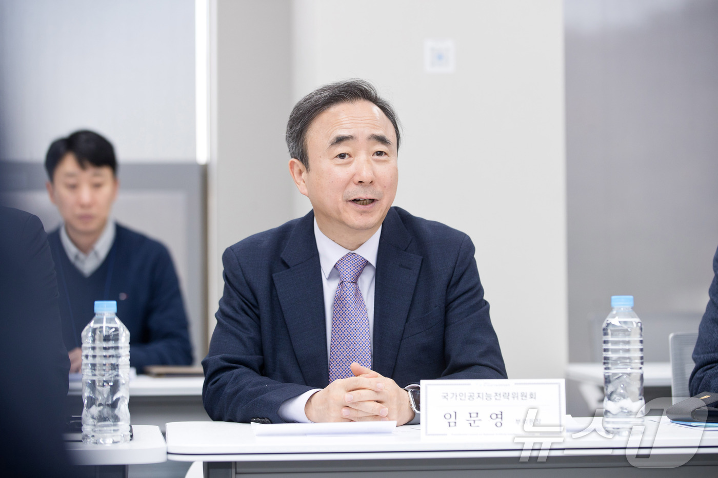 (서울=뉴스1) = 임문영 국가인공지능전략위원회 부위원장이 30일 오후 서울 중구 서울스퀘어 국가인공지능전략위원회에서 열린 '국방 AX 정책간담회'에서 발언을 하고 있다. (과학기 …