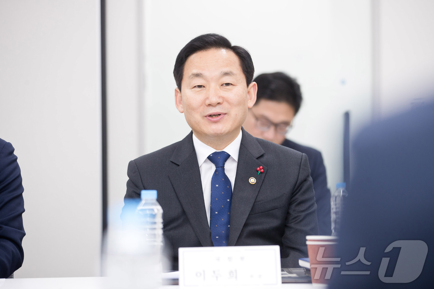 (서울=뉴스1) = 이두희 국방부 차관이 30일 오후 서울 중구 서울스퀘어 국가인공지능전략위원회에서 열린 '국방 AX 정책간담회'에서 발언을 하고 있다. (과학기술정보통신부 제공. …