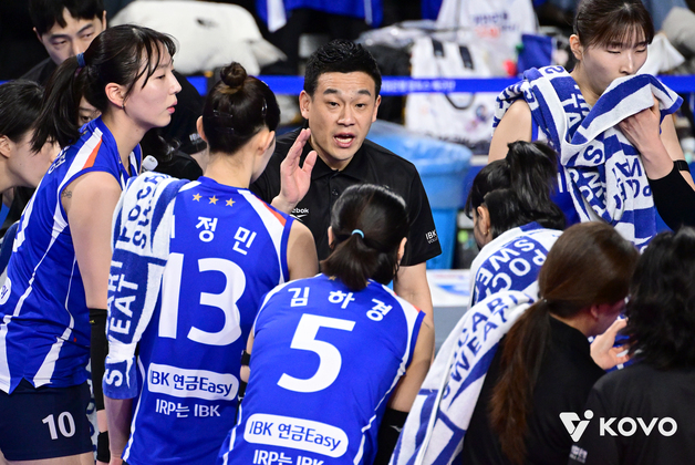 '봄 배구 보인다' 기업은행…여오현 대행 "도로공사전 승리로 자신감 획득"