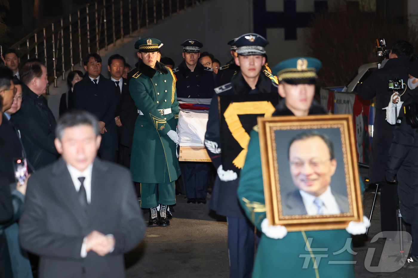 (서울=뉴스1) 김성진 기자 = 31일 오전 서울 종로구 서울대학교병원 장례식장에서 고 이해찬 전 국무총리의 발인이 엄수되고 있다. (공동취재) 2026.1.31/뉴스1