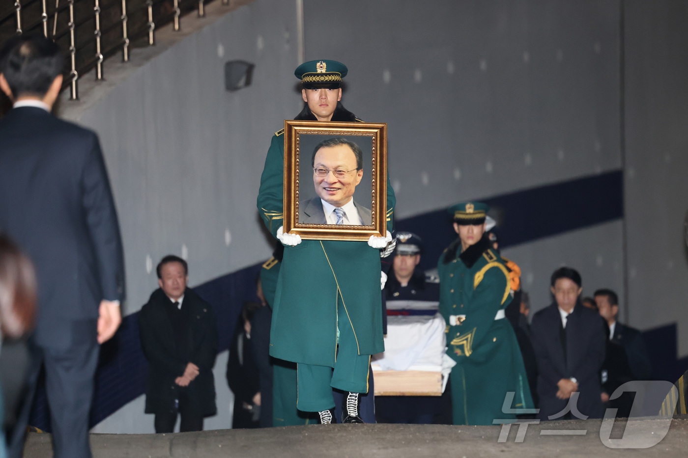 (서울=뉴스1) 김성진 기자 = 31일 오전 서울 종로구 서울대학교병원 장례식장에서 고 이해찬 전 국무총리의 발인이 엄수되고 있다. (공동취재) 2026.1.31/뉴스1