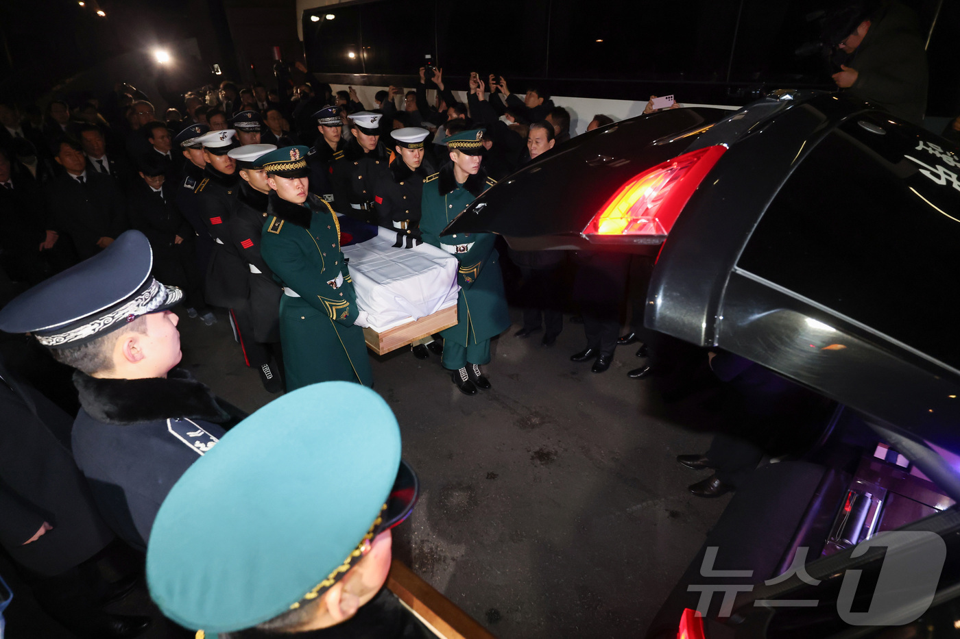 (서울=뉴스1) 김성진 기자 = 31일 오전 서울 종로구 서울대학교병원 장례식장에서 고 이해찬 전 국무총리의 발인이 엄수되고 있다. (공동취재) 2026.1.31/뉴스1