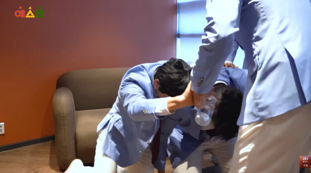 김남일 '야구' 비하 논란에 무릎 꿇었다 "지인도 연락…깊이 반성"