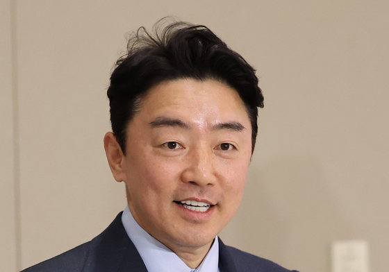 환한 얼굴의 강훈식 비서실장