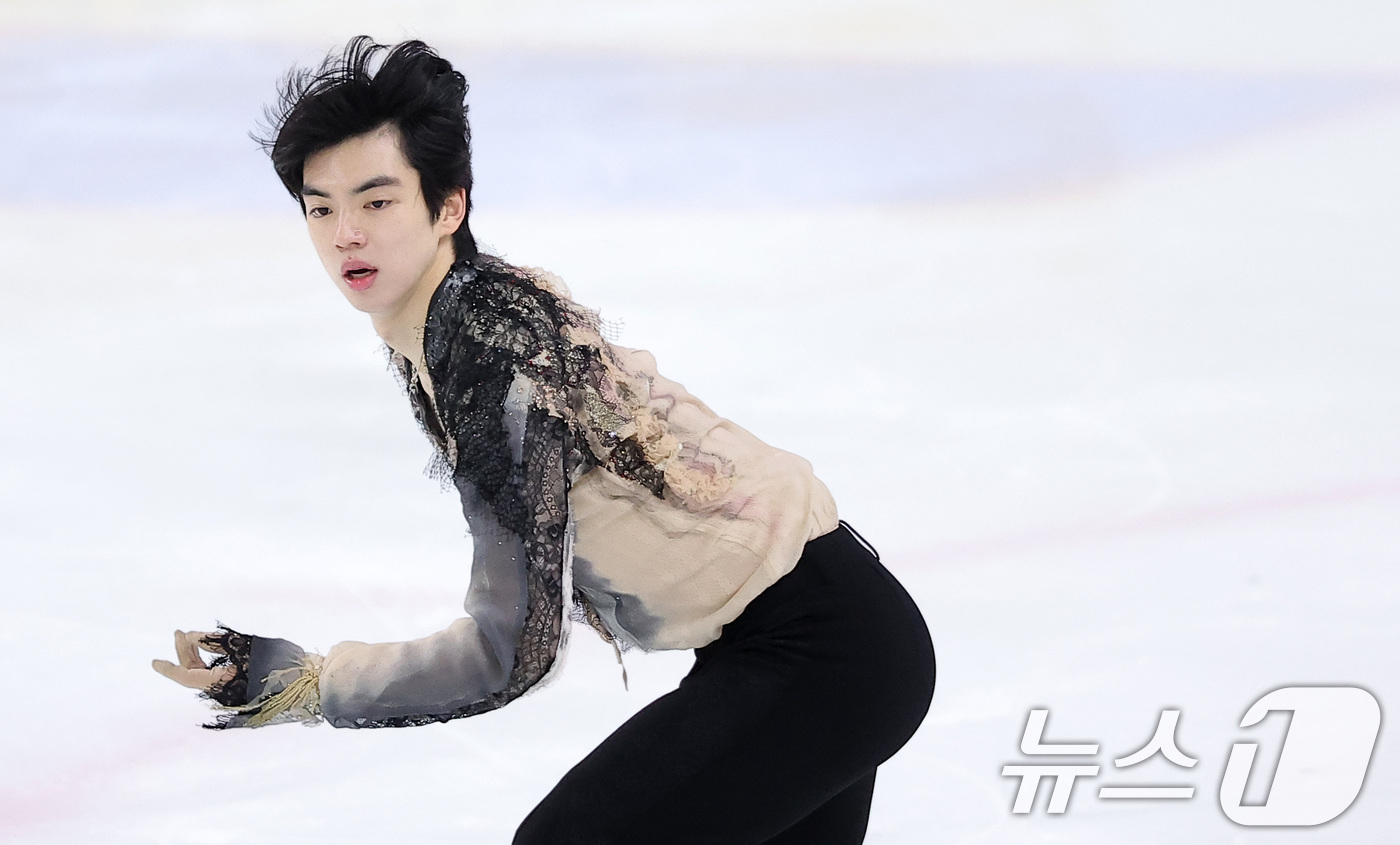 (서울=뉴스1) 김성진 기자 = 피겨스케이팅 선수 차준환(서울시청)이 4일 서울 양천구 목동 아이스링크에서 열린 제80회 전국남녀 피겨스케이팅 종합선수권대회 남자 시니어 프리 스케 …